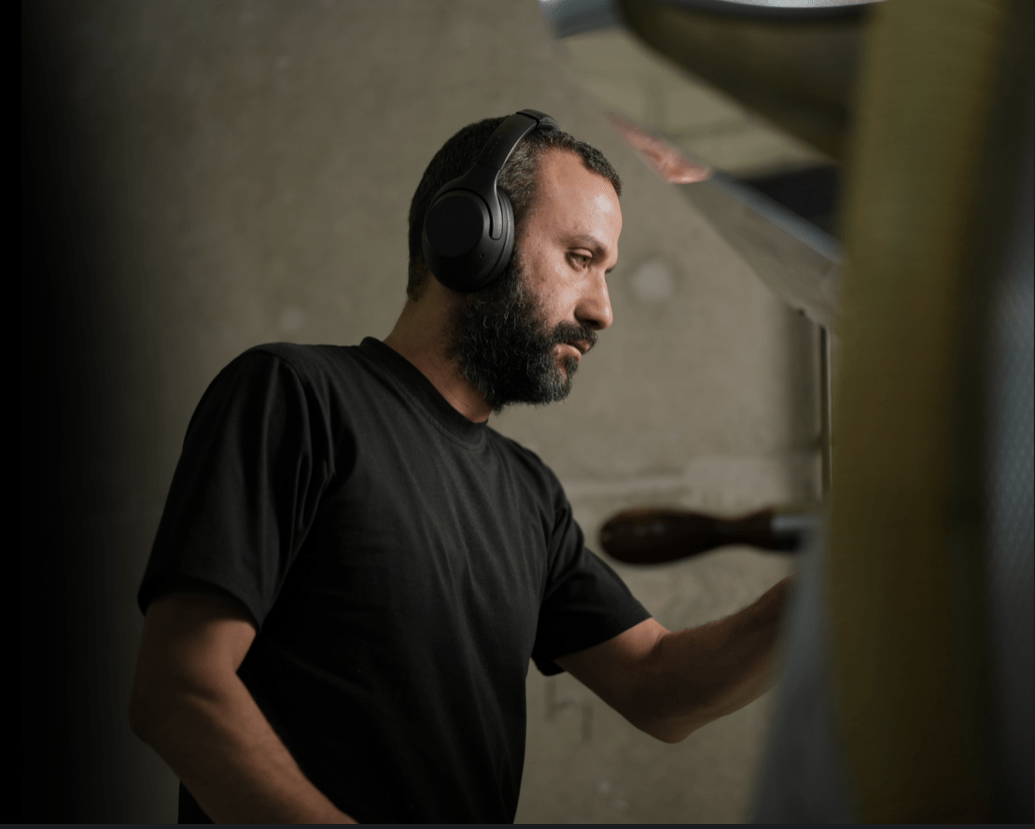 Hisham Abubaker at Dimitri's Coffee
